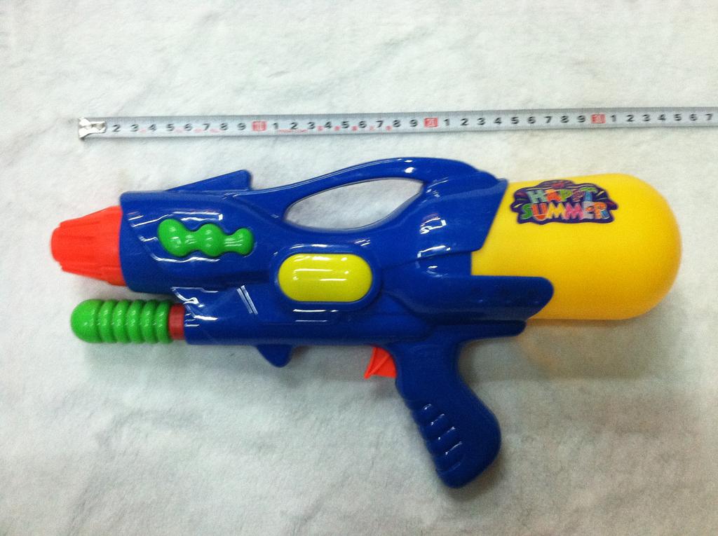 The 49,000 water gun, a pressure water gun brand, features a variety of colors and a novel style details Picture
