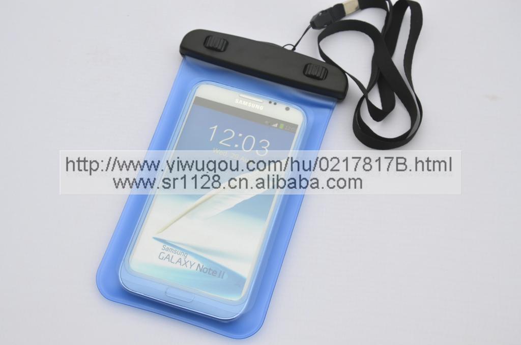 PVC waterproof mobile phone bag, suitable for holding large-screen mobile phones ranging from 4.8 to 5.5 inches Application Scenario