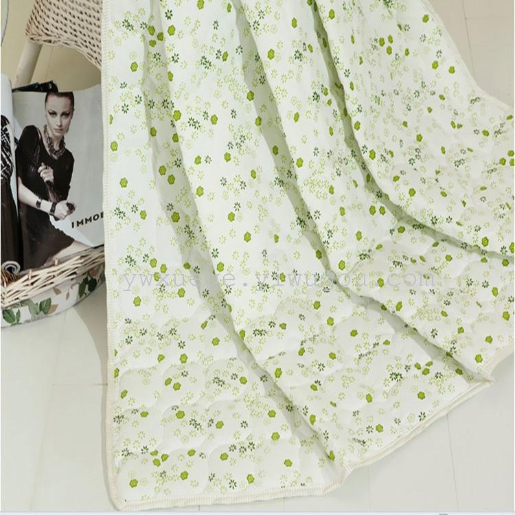 Xuege Home Textiles' summer quilts are selling well. A comfortable choice for summer quilts - Alice Green Flower Language Specification image