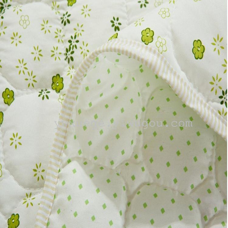 Xuege Home Textiles' summer quilts are selling well. A comfortable choice for summer quilts - Alice Green Flower Language Application Scenario