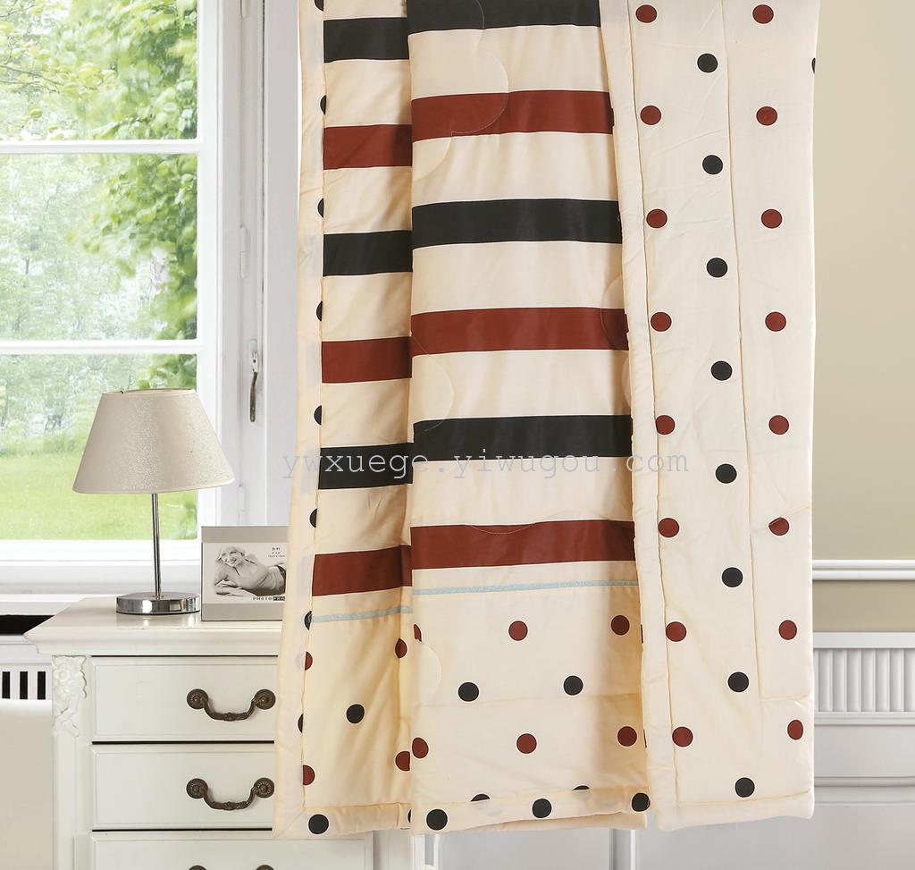 Xuege Home Textiles' summer quilts are selling well. Summer quilts made of all-cotton are available at super low prices. First online release. Quality guaranteed. A comfortable choice - in the era of naked marriage