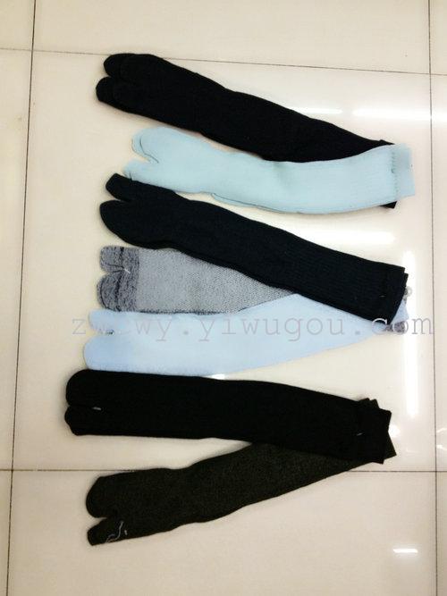Street stall foreign trade tail-end stock of two-toed socks, split-toe socks, clogs and foot bath socks