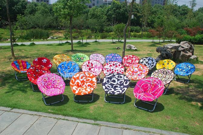 Small moon chair in stock for children's leisure folding chaise longue easy to carry