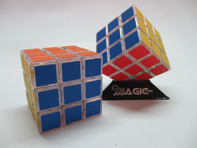 Rubik's cube puzzle toy