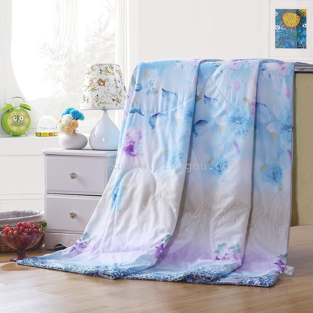 Summer quilts, air conditioning quilts, summer cooling quilts, skin-friendly silk quilts, skin-friendly cotton single and double quilts, quilt cores, bedding, snow pigeon home textiles Application Scenario