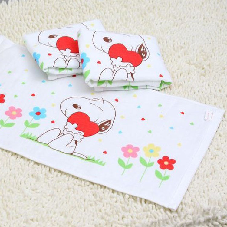Factory direct sales of double-layer honeycomb gauze towels, children's printed towels, water absorption 35*75 Specification image