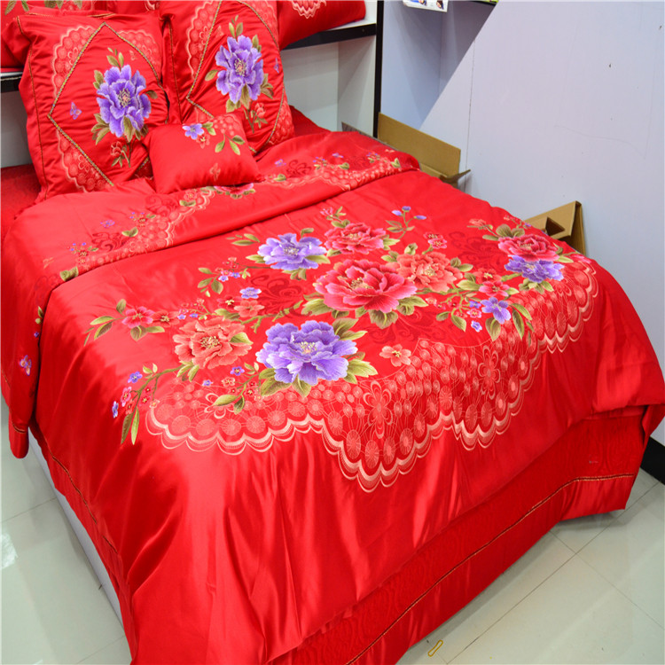 Yiwu snow pigeon home textile wedding bedding satin jacquard four sets of wedding bedding series