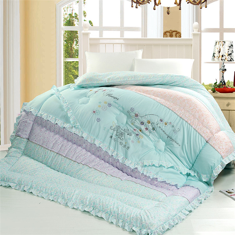 义乌雪鸽 韩版绣花被芯  加厚保暖棉被 冬被绣花  厂家批发