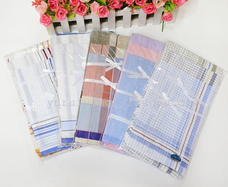 The manufacturer exports high-quality 430 white center checkered handkerchiefs for men's handkerchiefs