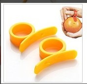 Kitchen gadget to pick and exploit sweet orange peel peel to cut grapefruit orange orange
