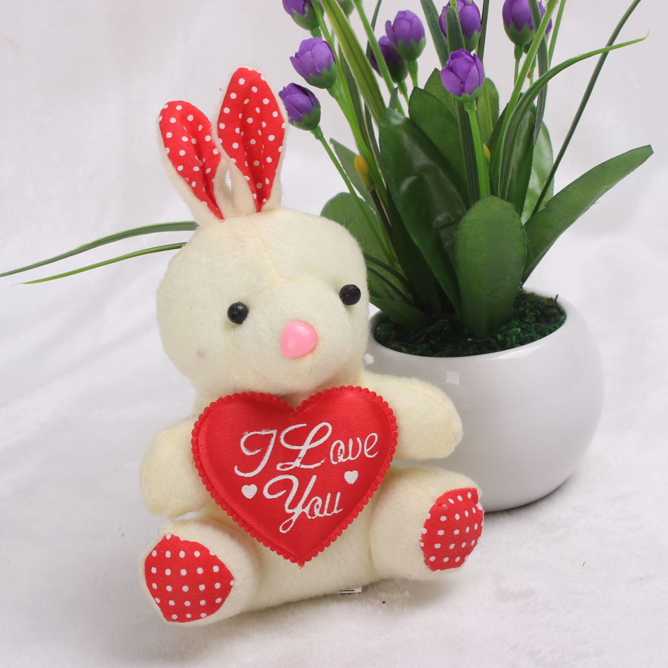 毛绒公仔椅实物图