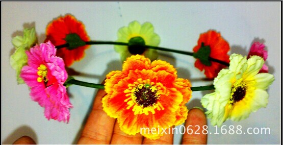 Wholesale of hot-selling faux broccoli chrysanthemum rings and Korean-style faux flower garlands for festivals full figure