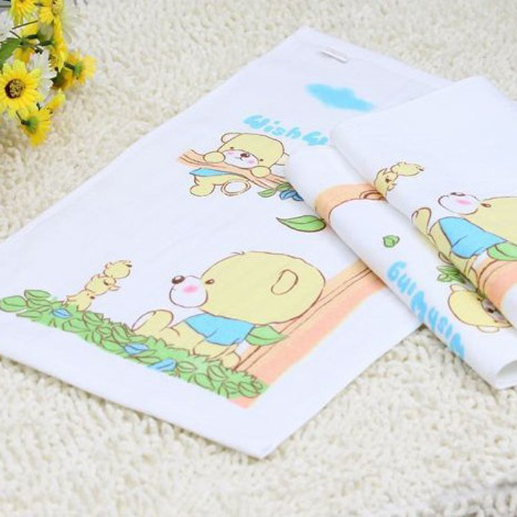 Factory direct sales of double-layer honeycomb gauze towels, children's printed towels, water absorption 35*75 Application Scenario