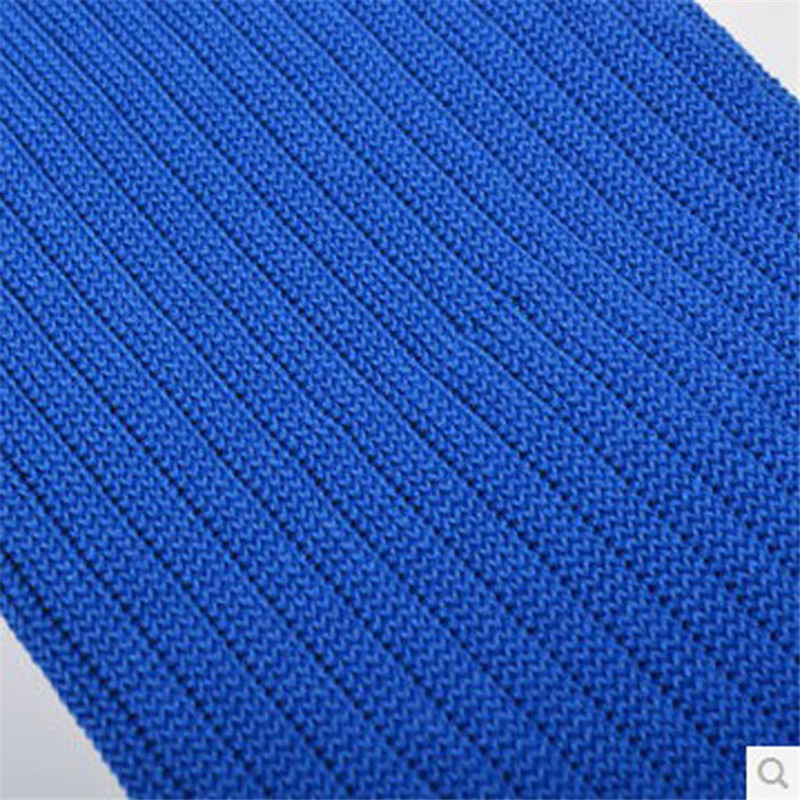 Men's and women's long-leg knee-length nylon sports socks with bars and football socks for the leftover order of street stall foreign trade Application Scenario