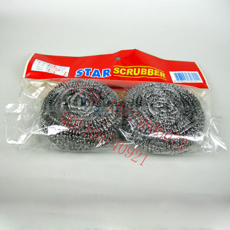 Put two 25-gram steel wool cleaning balls in the pot and brush with a steel wool brush details Picture
