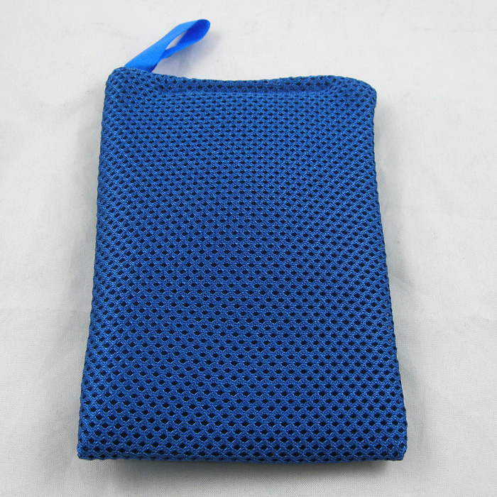 Korean 3D dishwashing cloths are oil-free and super stain-removing. The new PP fiber dishwashing cloths do not fade or deform Application Scenario