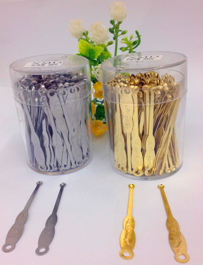 Xinmeida ear picks, personal cleaning ear spoons, stainless steel ear picks with keyholes details Picture