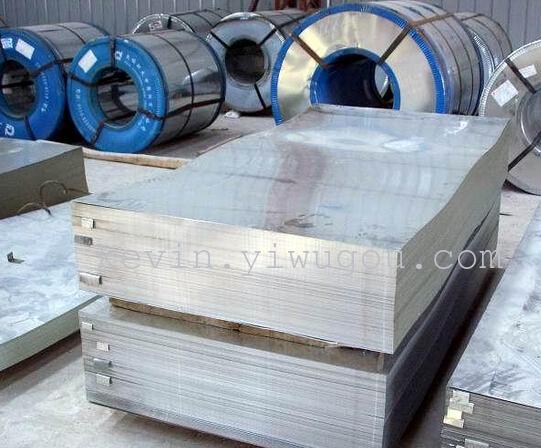 We supply hard galvanized coils, galvanized sheets and color steel coils for export to Africa and the Middle East