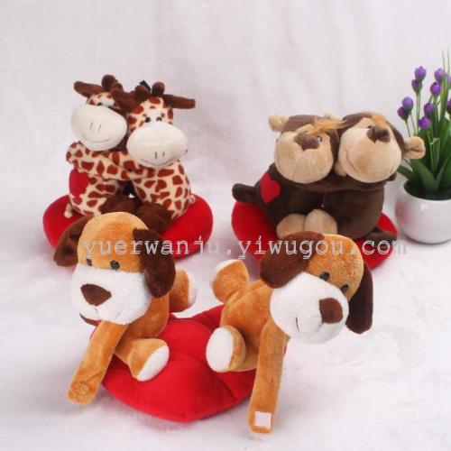 Plush toys from the "Sitting Heart" series, forest hugging dolls, and export products