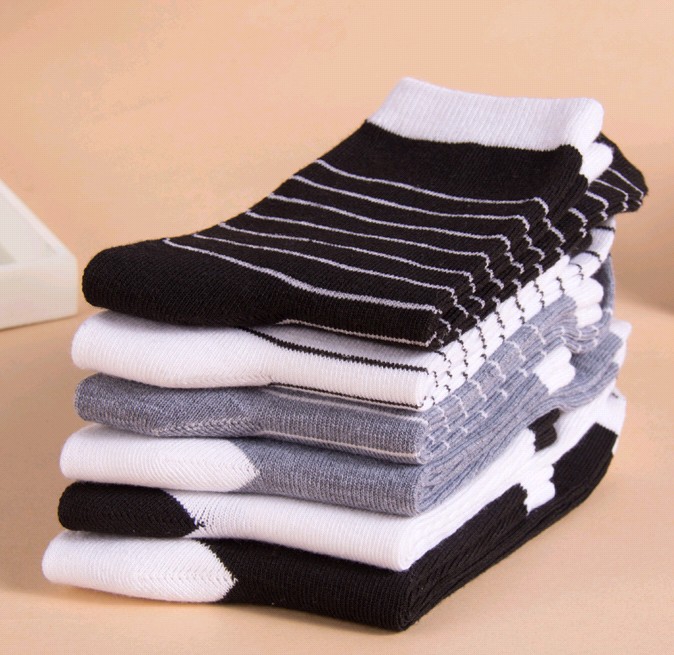 男士秋冬淘宝爆款撞色无印中筒袜子