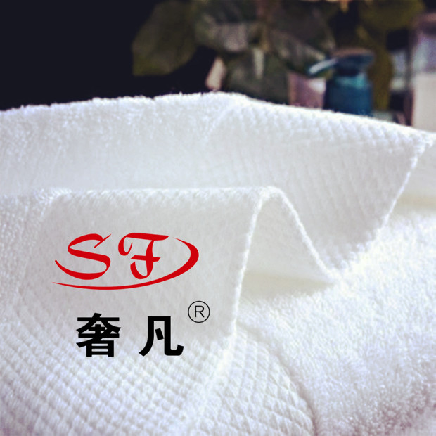 Five-star hotel pure cotton white thickened platinum satin small square towel bath towel Application Scenario