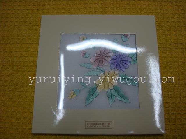 Export trade silk white background hand-embroidered handkerchiefs, ladies' handkerchiefs, silk square scarves