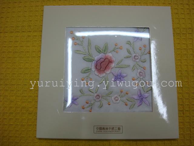 Export trade silk white background hand-embroidered handkerchiefs, ladies' handkerchiefs, silk square scarves details Picture