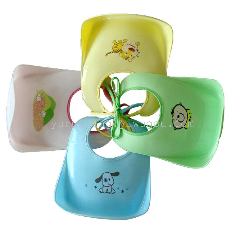 Factory direct sales of children's waterproof three-dimensional rice bags, baby bibs in various sizes, plastic rice bags for infants to eat Application Scenario