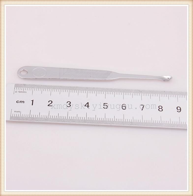 Thickened ear scoop, long-handled multi-functional ear scoop, personal cleaning product ear scoop Application Scenario