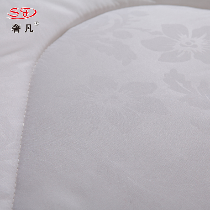 Hotel and guesthouse bedding, summer quilts, air conditioning quilts, quilt cores, hotel summer cooling quilts Application Scenario