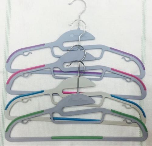 干湿防滑衣架 防滑条 塑料衣架 多功能衣架 魔术衣