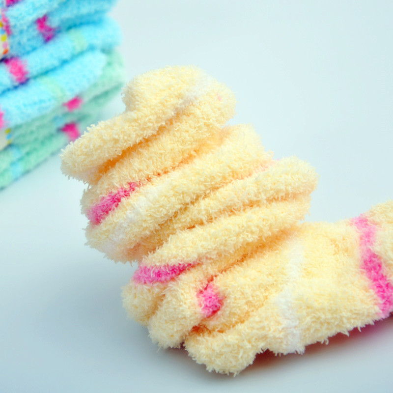 Street stall coral fleece long pile socks, home women's socks, women's sleep high socks Specification image