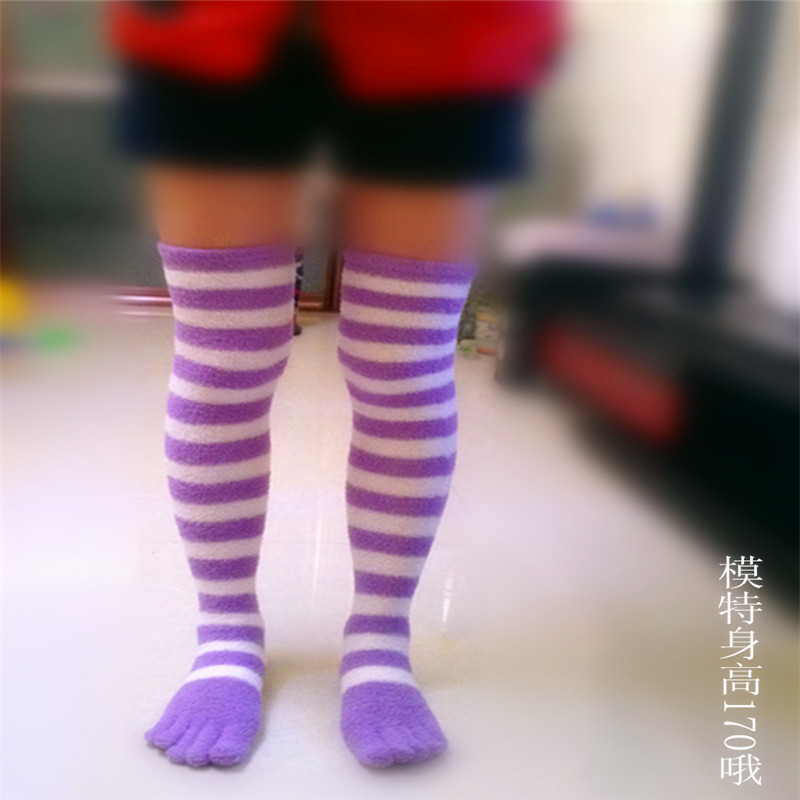 Street stall coral fleece knee-length women's socks, women's socks, sleeping socks, high loop floor socks details Picture
