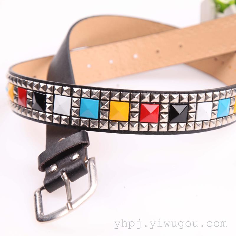 Venta al por mayor 4.0 moda mujer alambre prensa hebillas remaches accesorios cinturones Specification image