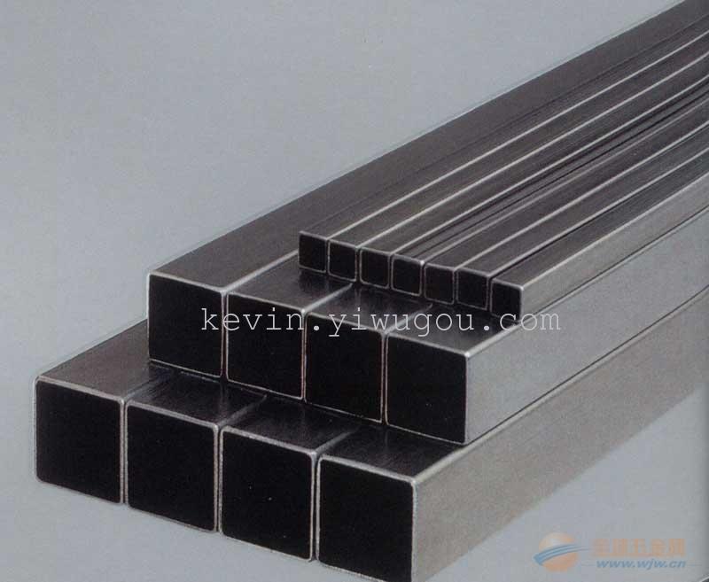 The manufacturer produces black square tubes, black square tubes and galvanized square tubes