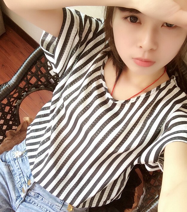 New Korean-style large-sized cartoon short-sleeved T-shirt for women's loose chiffon top Application Scenario