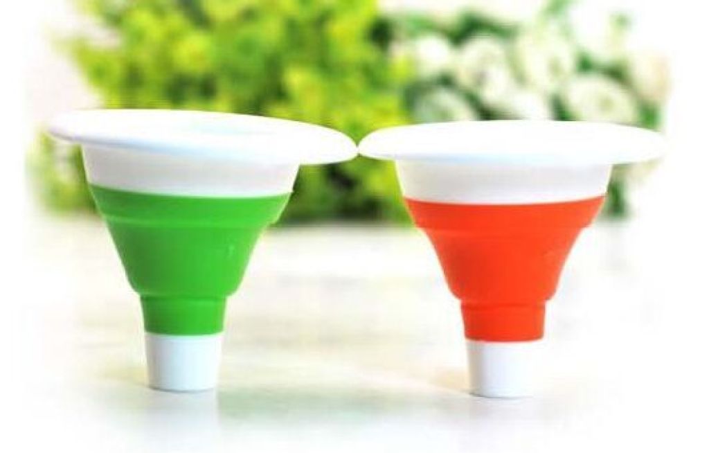 A must-have portable silicone mini funnel for home use Specification drawing