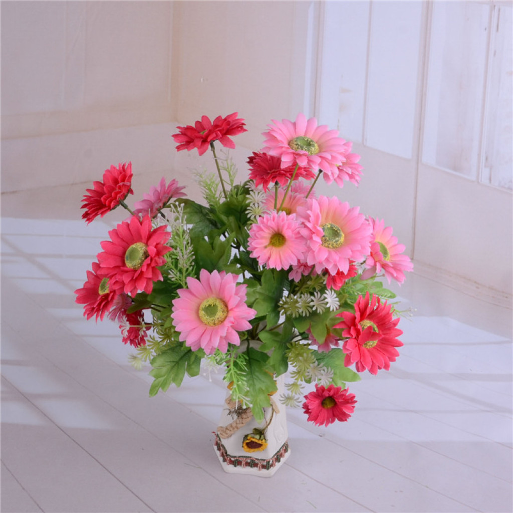 The simulated flower figure is a fake flower with 12 green-core gerberas Specification drawing