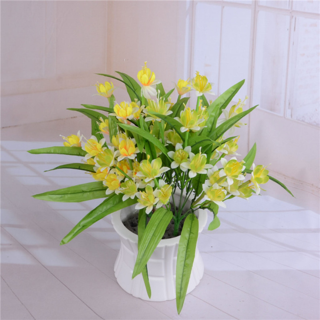 The artificial flower figure is a fake flower with 10 narcissus flowers Application Scenario