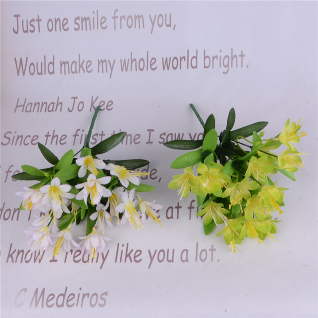 Five artificial daffodils Specification image
