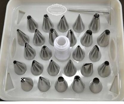 Export 26-head and 52-head stainless steel seamless piping nozzles, extrusion nozzles, cake nozzles, cookie nozzles details Picture