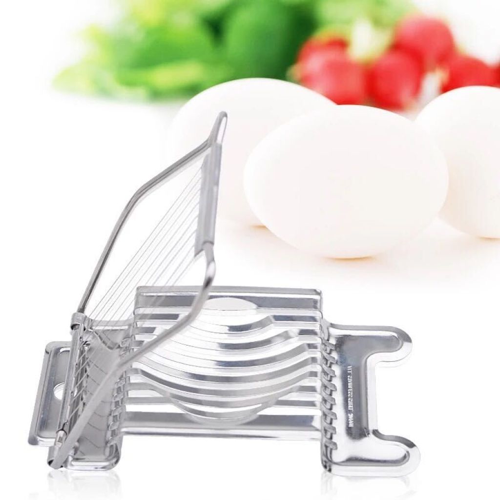 Japanese imported stainless steel egg slicer for separating, slicing and dividing preserved eggs, preserved eggs, duck eggs and quail eggs Application Scenario