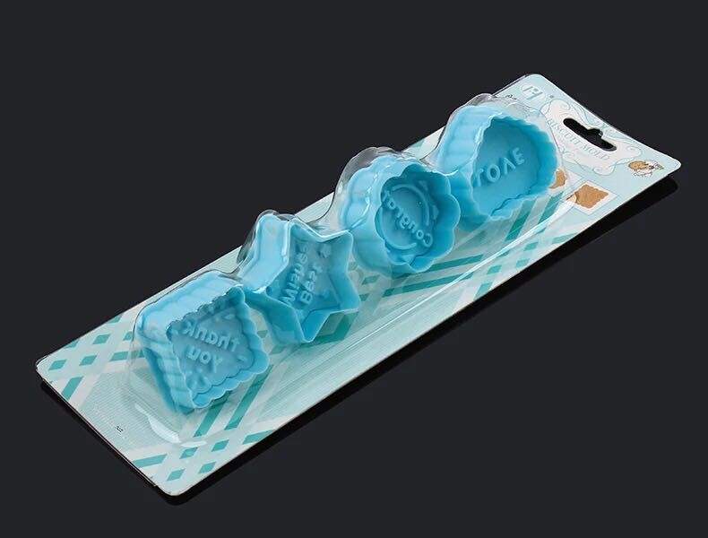 Four-piece cake mold set, five-pointed star heart-shaped baking equipment, food-grade plastic cookie mold