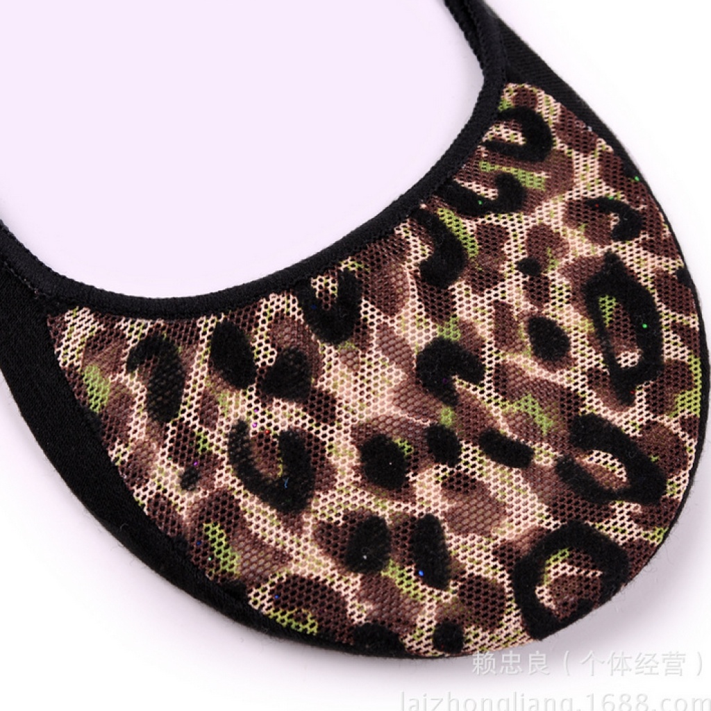 Wholesale invisible ship socks, leopard print mesh socks, Korean style fashionable floor socks, women's shallow socks details Picture