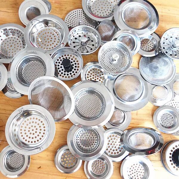 Sink drain, stainless steel pool filter screen, washbasin anti-clogging screen, hair drain, floor drain filter screen Application Scenario