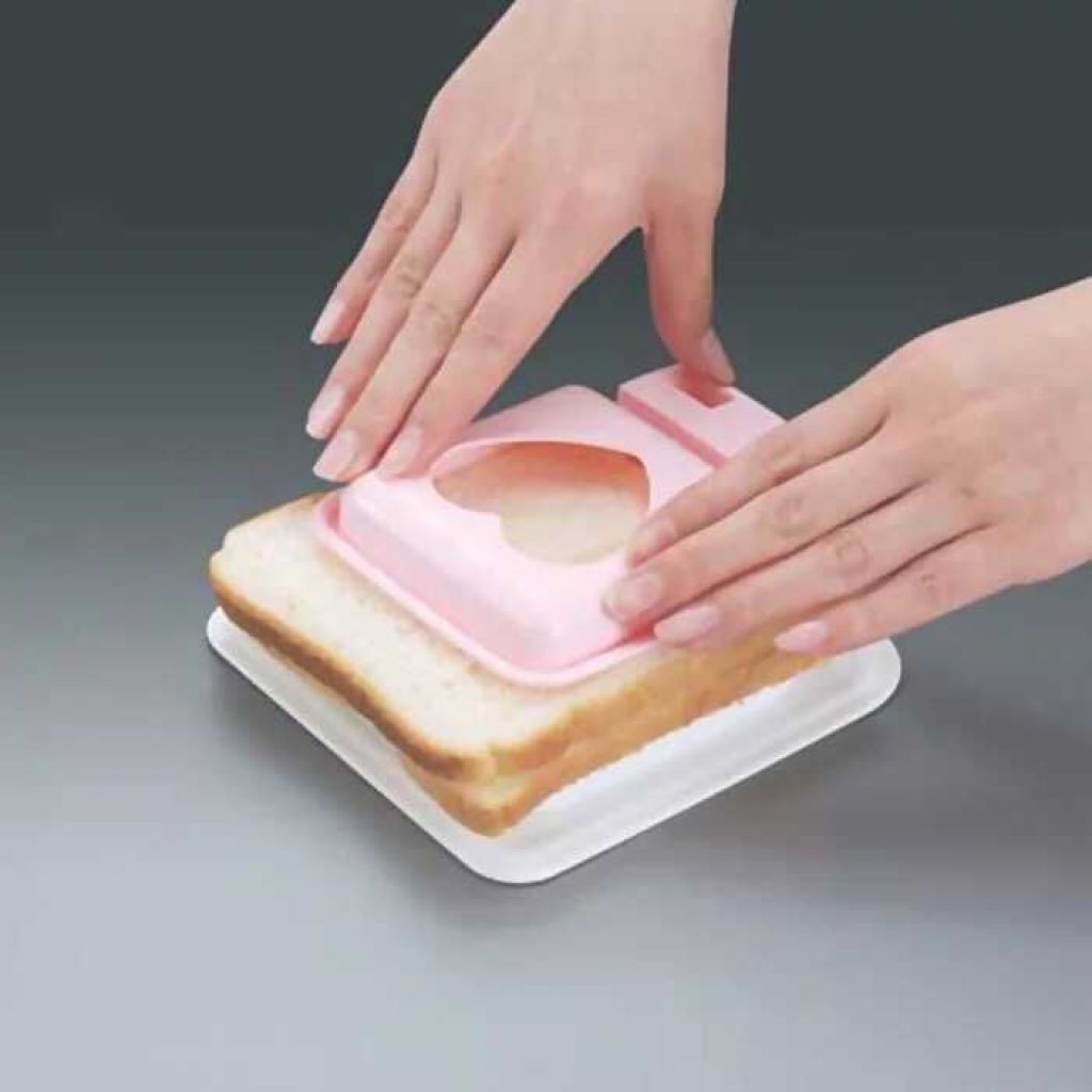 Kitchen DIY sandwich mold, toast, bread and cake model maker details Picture