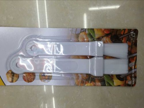 New barbecue utensils Kitchen utensils Plastic brush Oil brush Barbecue brush 2PC