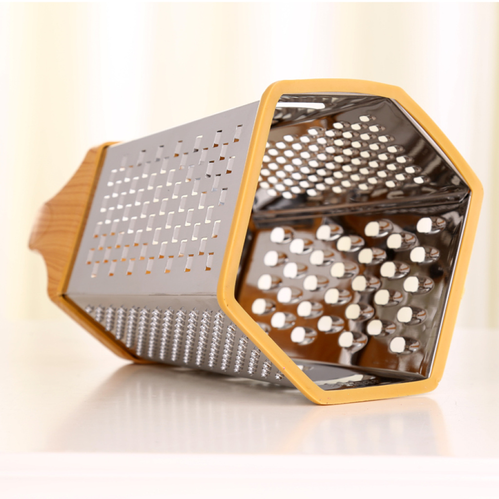 Six-Sided Multifunctional Grater Slicer Stainless Iron Wiper Application Scenario