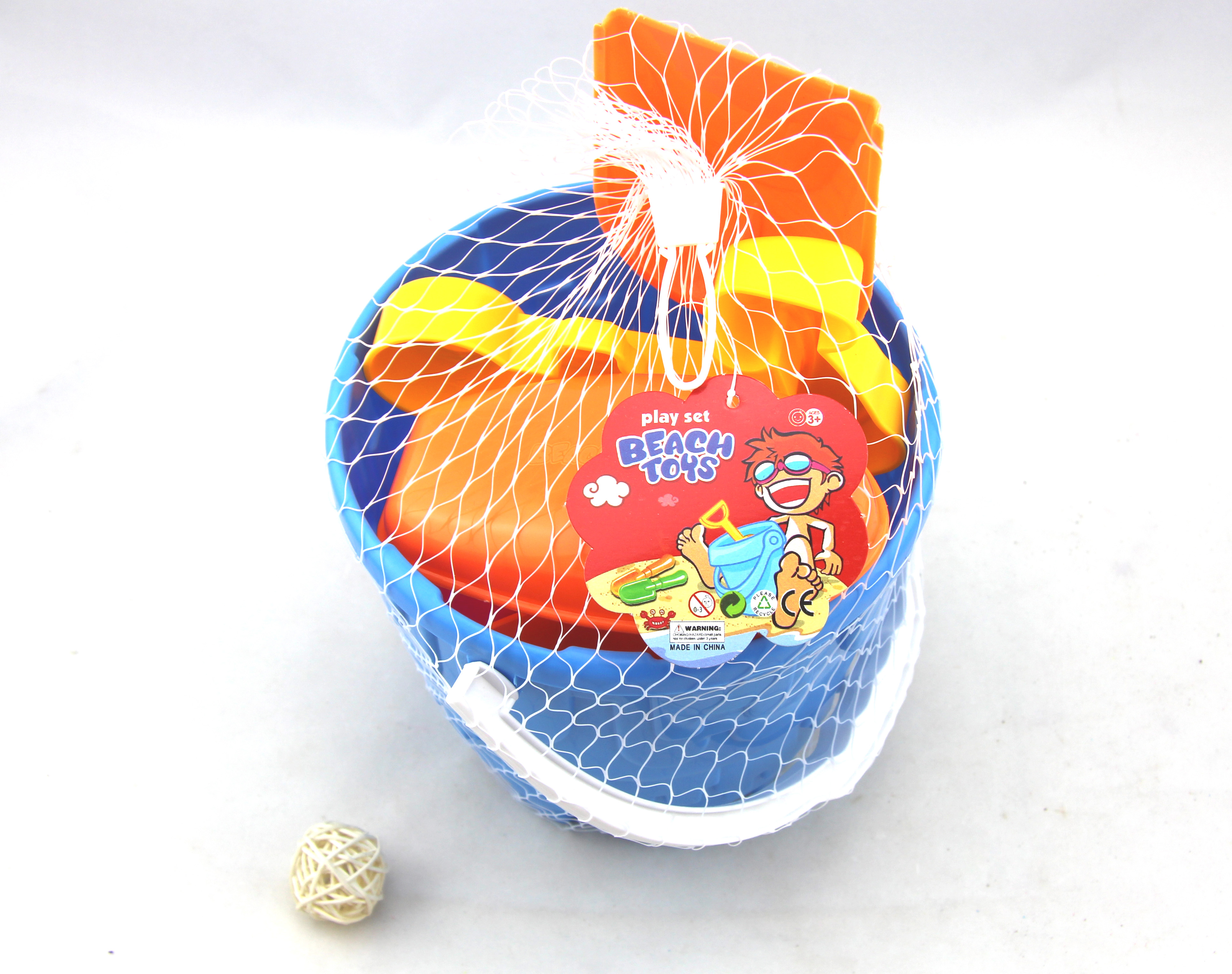 Factory direct sales: 656-3 beach mixed in three colors Application Scenario