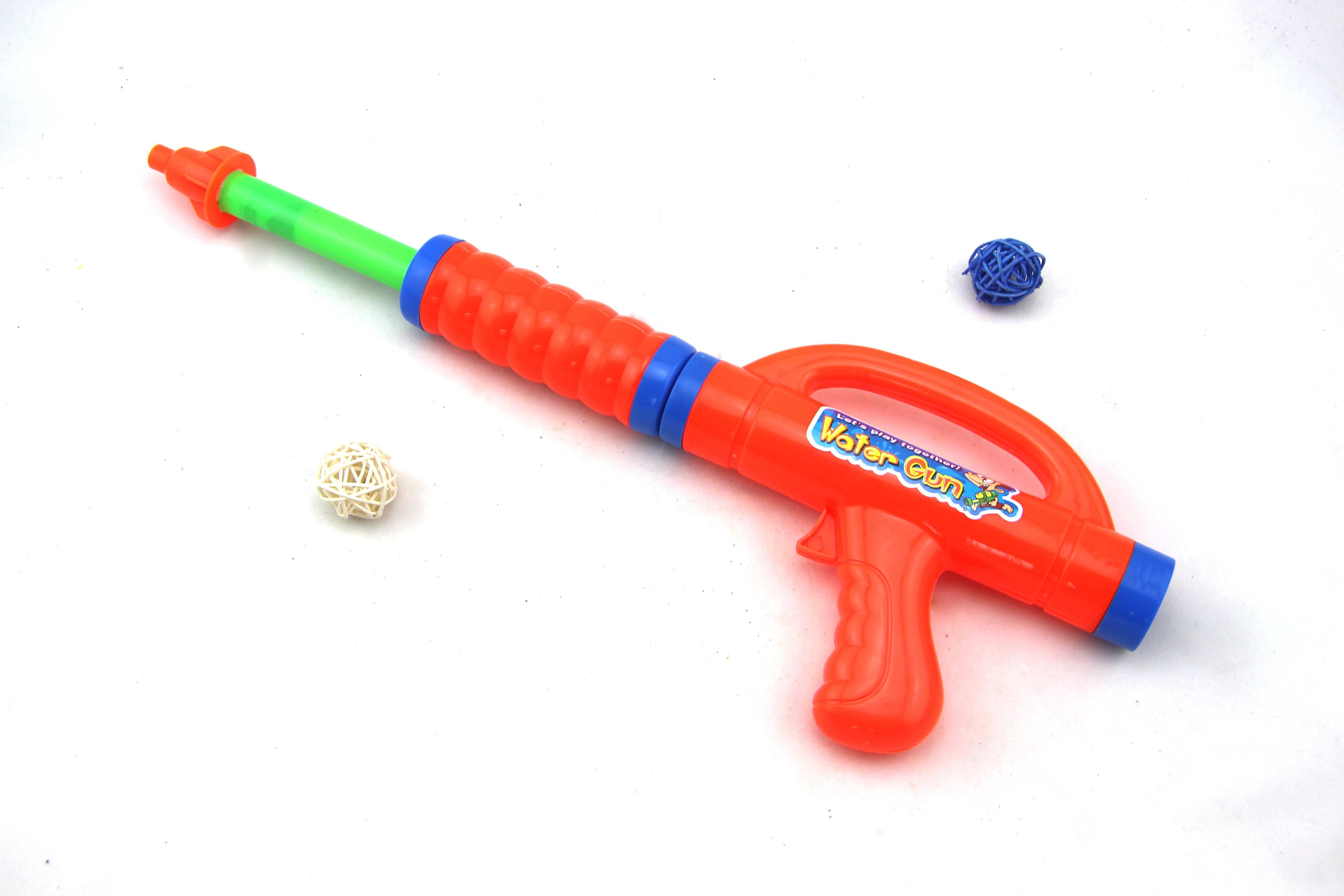 Factory direct sales of cola bottle water gun 312-C5 in red and blue mixed colors